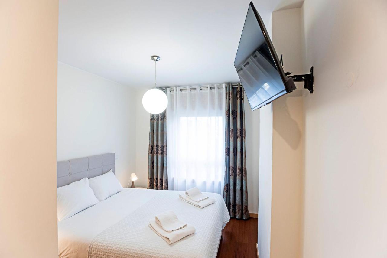 2Br Flat By Metro W/ Free Parking By Lovelystay Вила-Нова-ди-Гая Экстерьер фото
