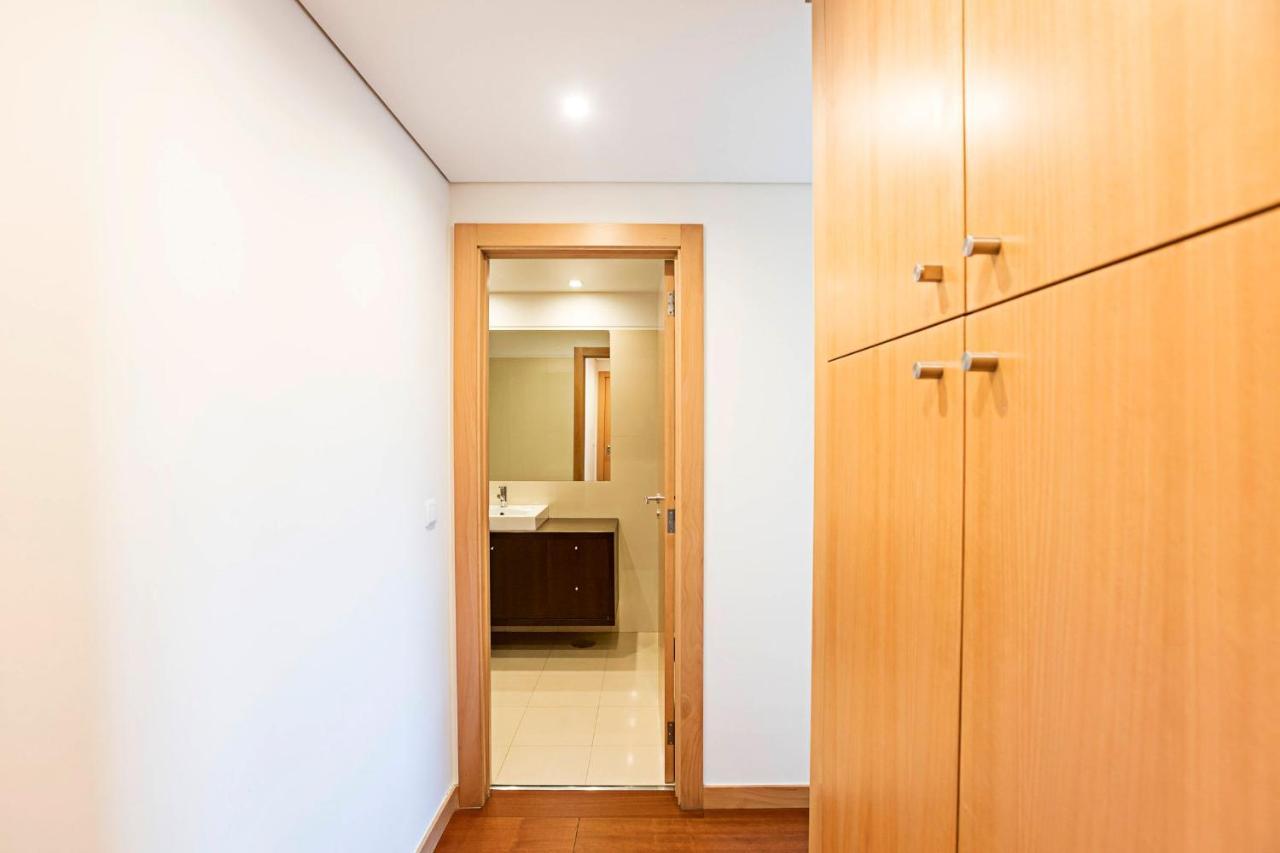 2Br Flat By Metro W/ Free Parking By Lovelystay Вила-Нова-ди-Гая Экстерьер фото