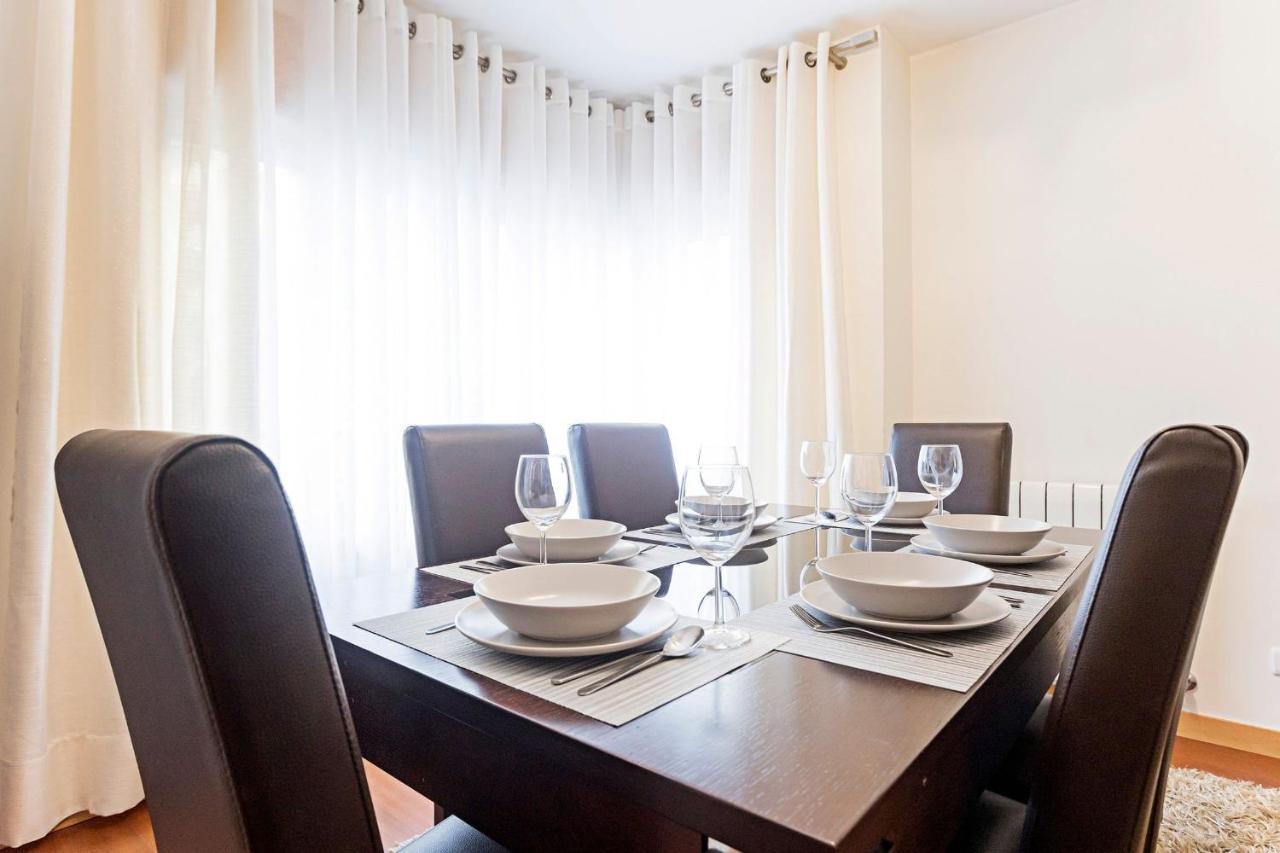 2Br Flat By Metro W/ Free Parking By Lovelystay Вила-Нова-ди-Гая Экстерьер фото