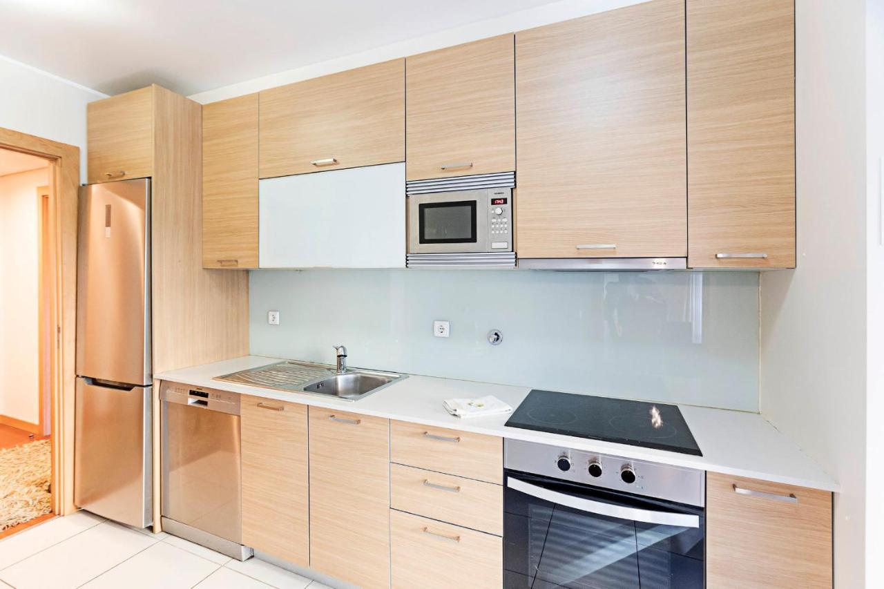 2Br Flat By Metro W/ Free Parking By Lovelystay Вила-Нова-ди-Гая Экстерьер фото